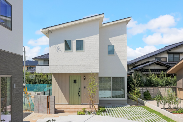 優雅でクラシックなヨーロピアンスタイルの家｜出雲市塩冶有原