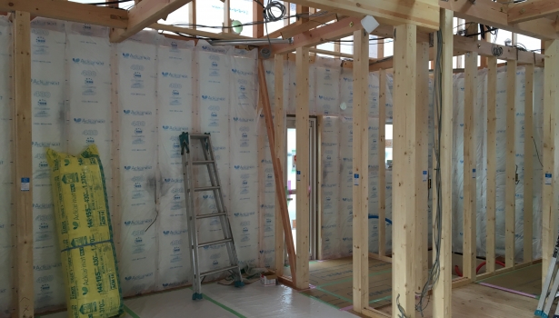 ただ今建築中！～S様邸断熱材設置の様子～