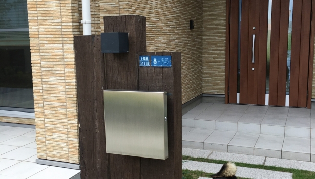 アクシーノ境港、看板犬ウニちゃん来場